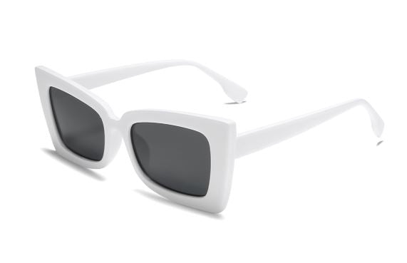 Bulky Vintage Cat Eye Sunglasses - White